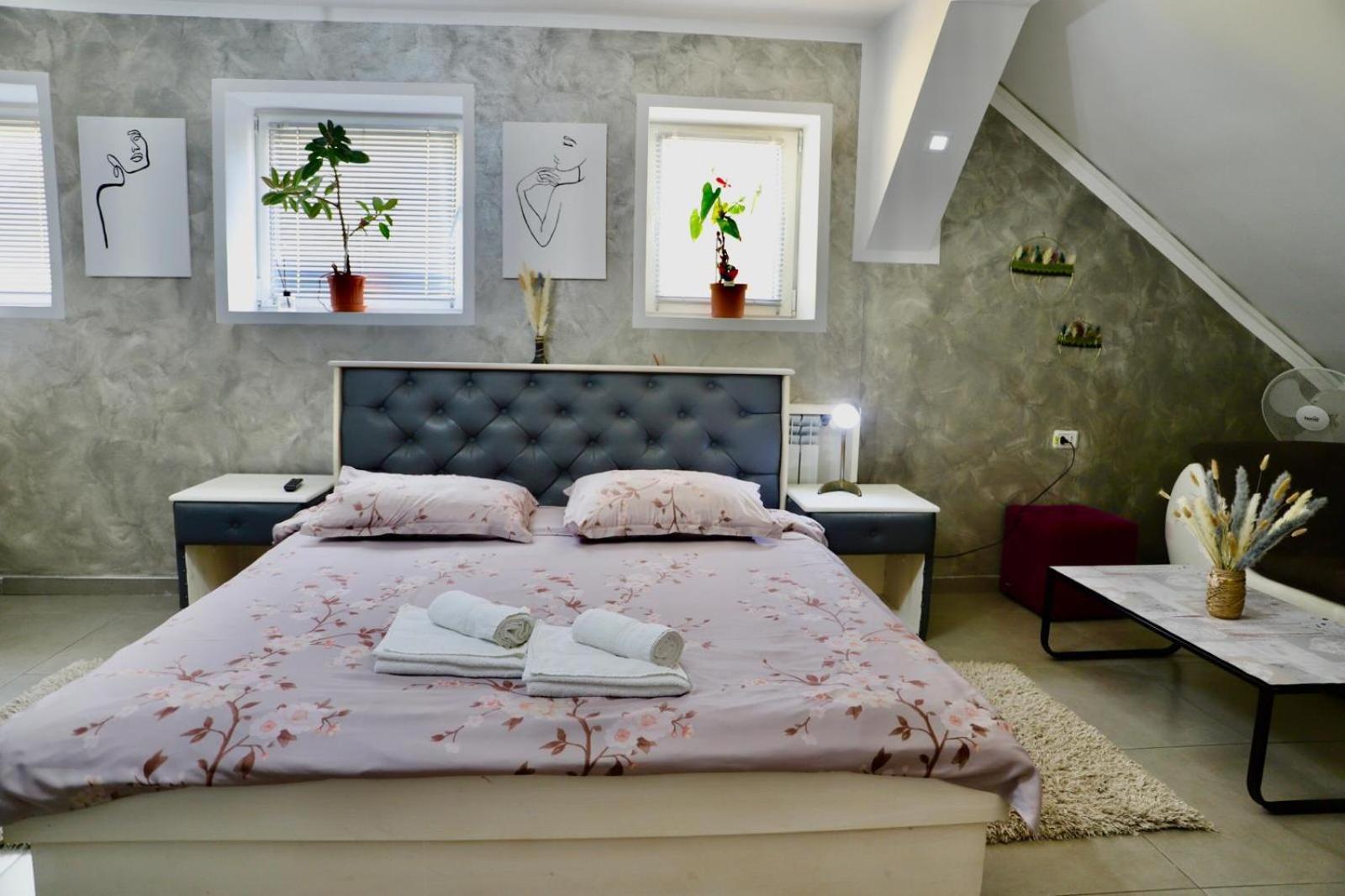Cazare Moldi - Regim Hotelier คัมพูลุง โมลโดเวเนสค์ ภายนอก รูปภาพ